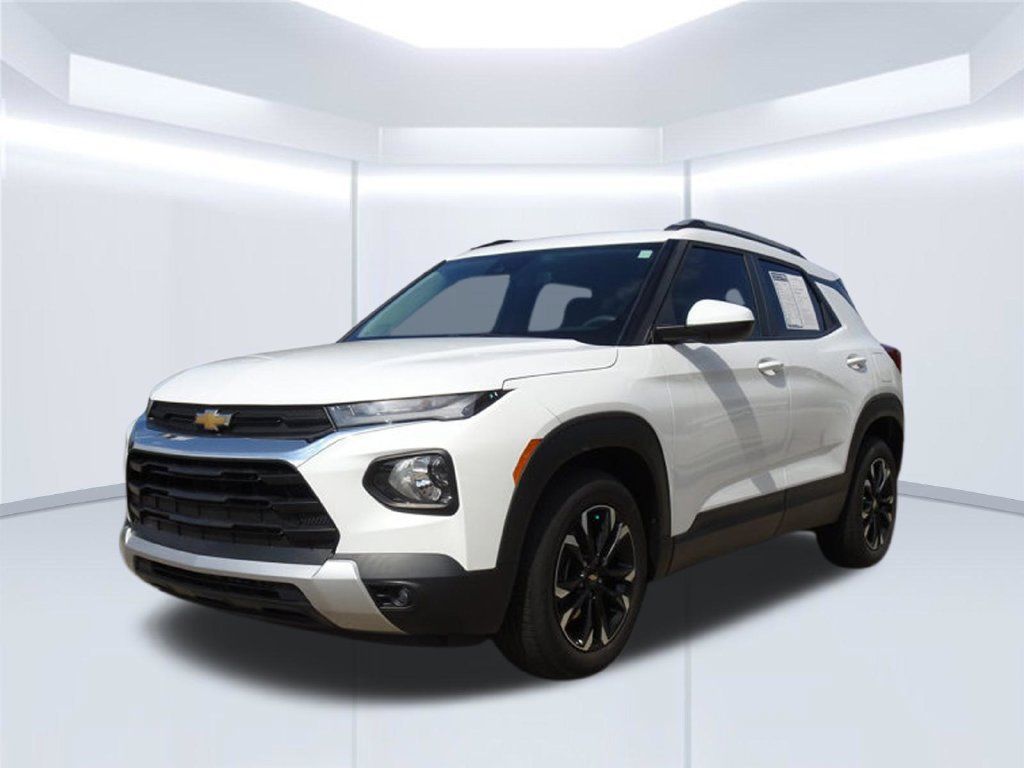 Used 2022 Chevrolet TrailBlazer LT w/ Driver Confidence Package FWD image 8