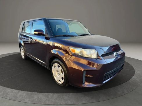 Used 2012 Scion xB image 3