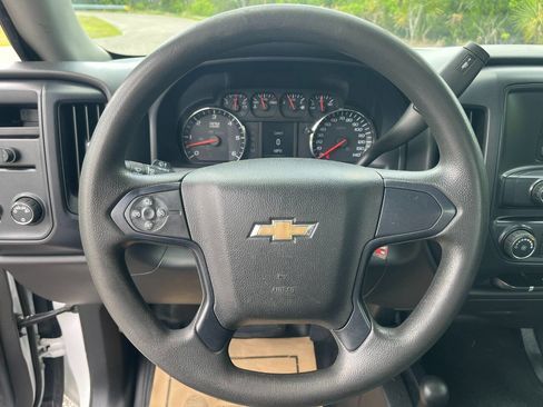 Used 2014 Chevrolet Silverado 1500 W/T AWD/4WD image 13