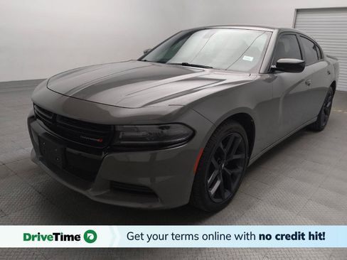 Used 2019 Dodge Charger SXT w/ Plus Group RWD image 1