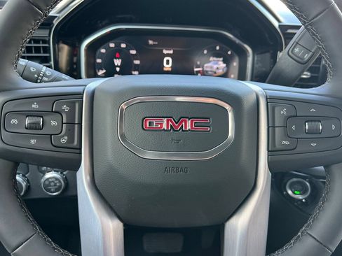 Used 2026 GMC Sierra 1500 SLT RWD image 30
