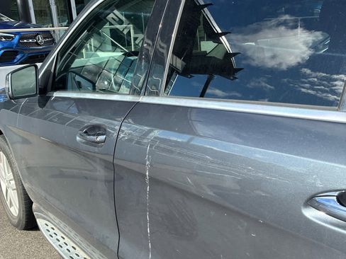 Used 2015 Mercedes-Benz GL 450 4MATIC w/ Parking Assist Package image 8