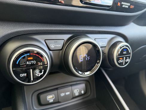 New 2026 Hyundai Venue SEL image 38