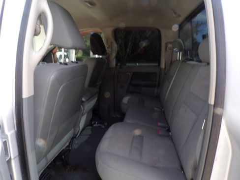 Used 2007 Dodge Ram 1500 Truck SLT image 12