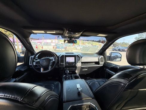 Used 2019 Ford F150 Platinum w/ Equipment Group 701A Luxury AWD/4WD image 40