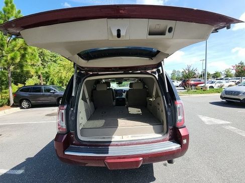 Used 2018 GMC Yukon Denali w/ Open Road Package AWD/4WD image 20