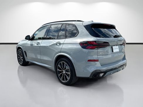 New 2026 BMW X5 sDrive40i w/ Executive Package RWD image 5