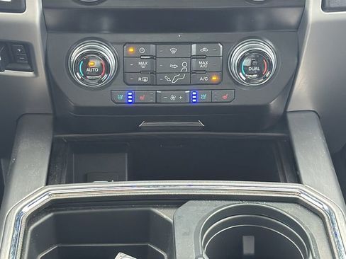 Used 2019 Ford F250 Platinum w/ Platinum Ultimate Package AWD/4WD image 26