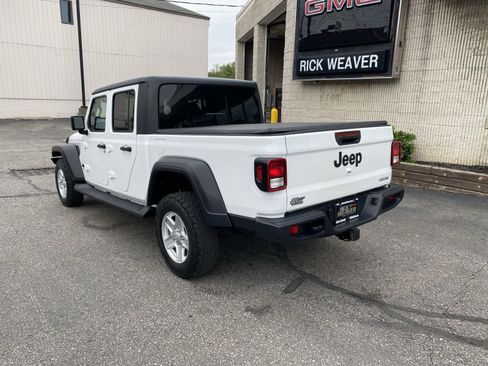 Used 2020 Jeep Gladiator Sport w/ Quick Order Package 23S AWD/4WD image 4