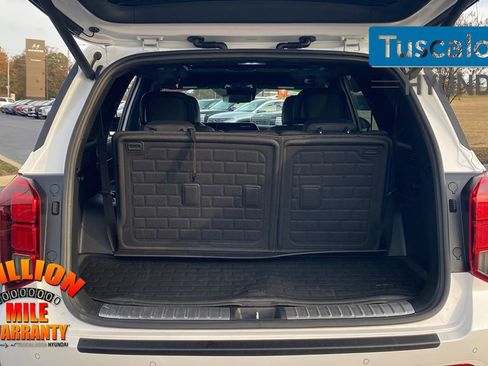 Used 2024 Hyundai Palisade Calligraphy image 11