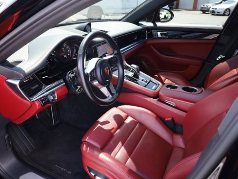Used 2020 Porsche Panamera 4S image 10