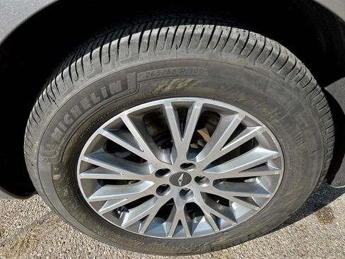 Used 2024 Genesis GV80 2.5T image 35