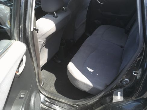 Used 2013 Honda Fit image 10