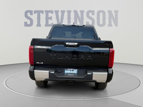 Used 2025 Toyota Tundra Limited AWD/4WD image 4