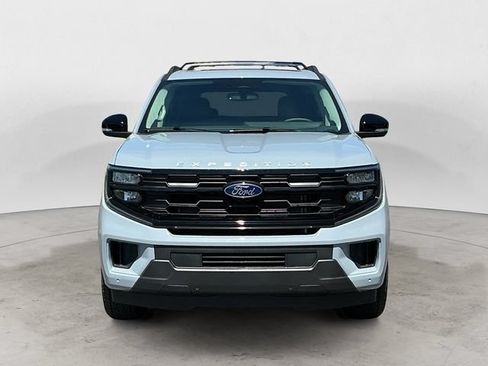 New 2026 Ford Expedition Active AWD/4WD image 8