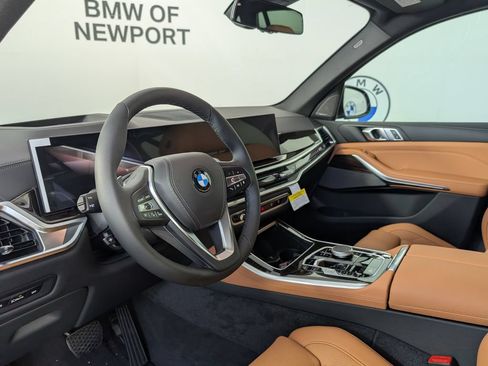 New 2026 BMW X5 xDrive40i w/ Premium Package AWD/4WD image 11