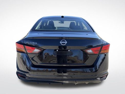 Used 2025 Nissan Altima 2.5 S image 8