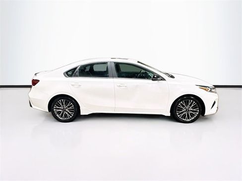 Used 2023 Kia Forte GT-Line w/ GT-Line Premium Package image 8