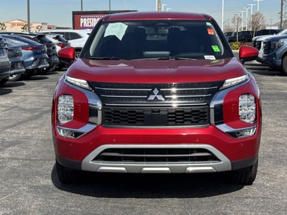 Used 2024 Mitsubishi Outlander SE Black Edition