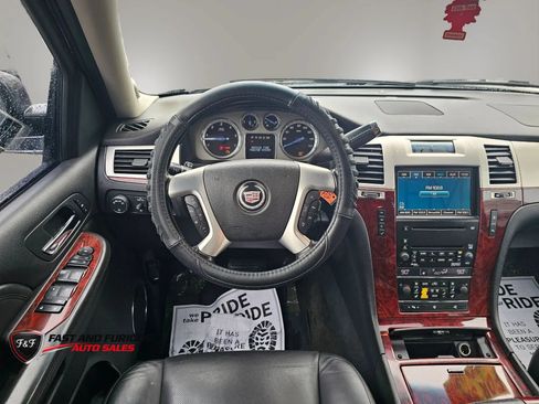 Used 2009 Cadillac Escalade ESV AWD image 22