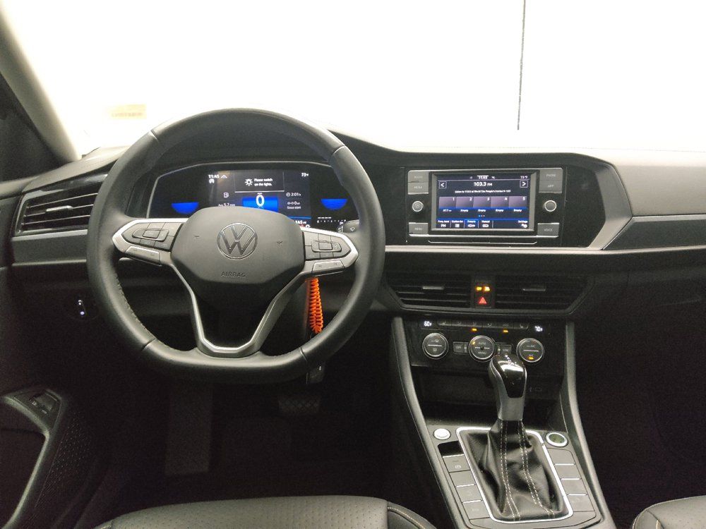 Used 2024 Volkswagen Jetta SE FWD image 22