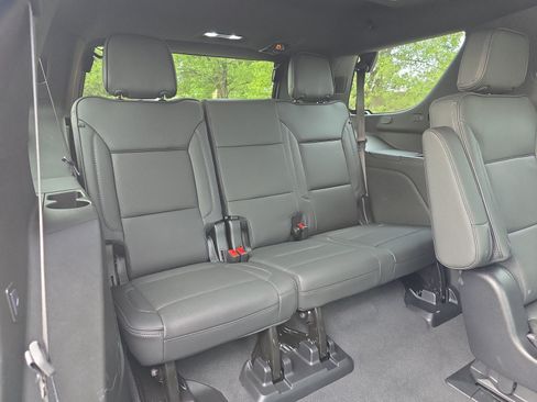 Used 2026 GMC Yukon Denali w/ Sun & Power Step Package AWD/4WD image 28