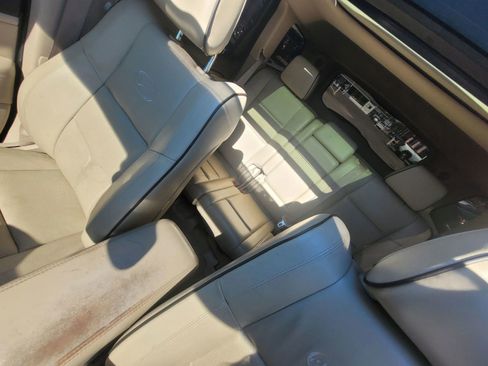 Used 2016 Jeep Grand Cherokee Overland image 23