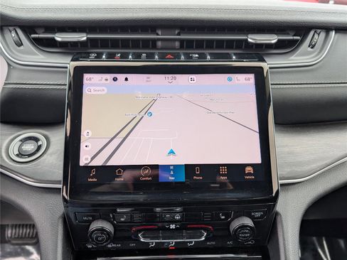 Used 2021 Jeep Grand Cherokee L Limited image 29