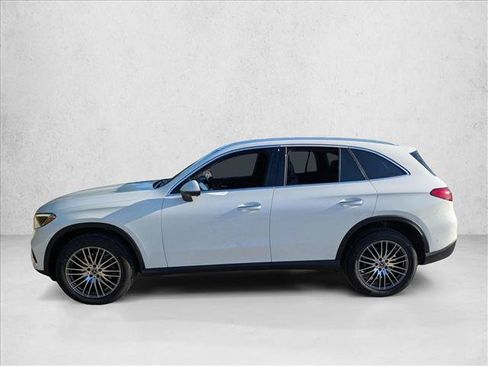 Certified 2026 Mercedes-Benz GLC 300 image 5