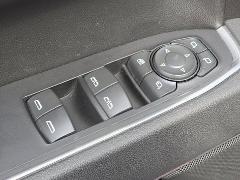 Used 2025 Chevrolet Silverado 1500 LTZ w/ LTZ Convenience Package II AWD/4WD image 21