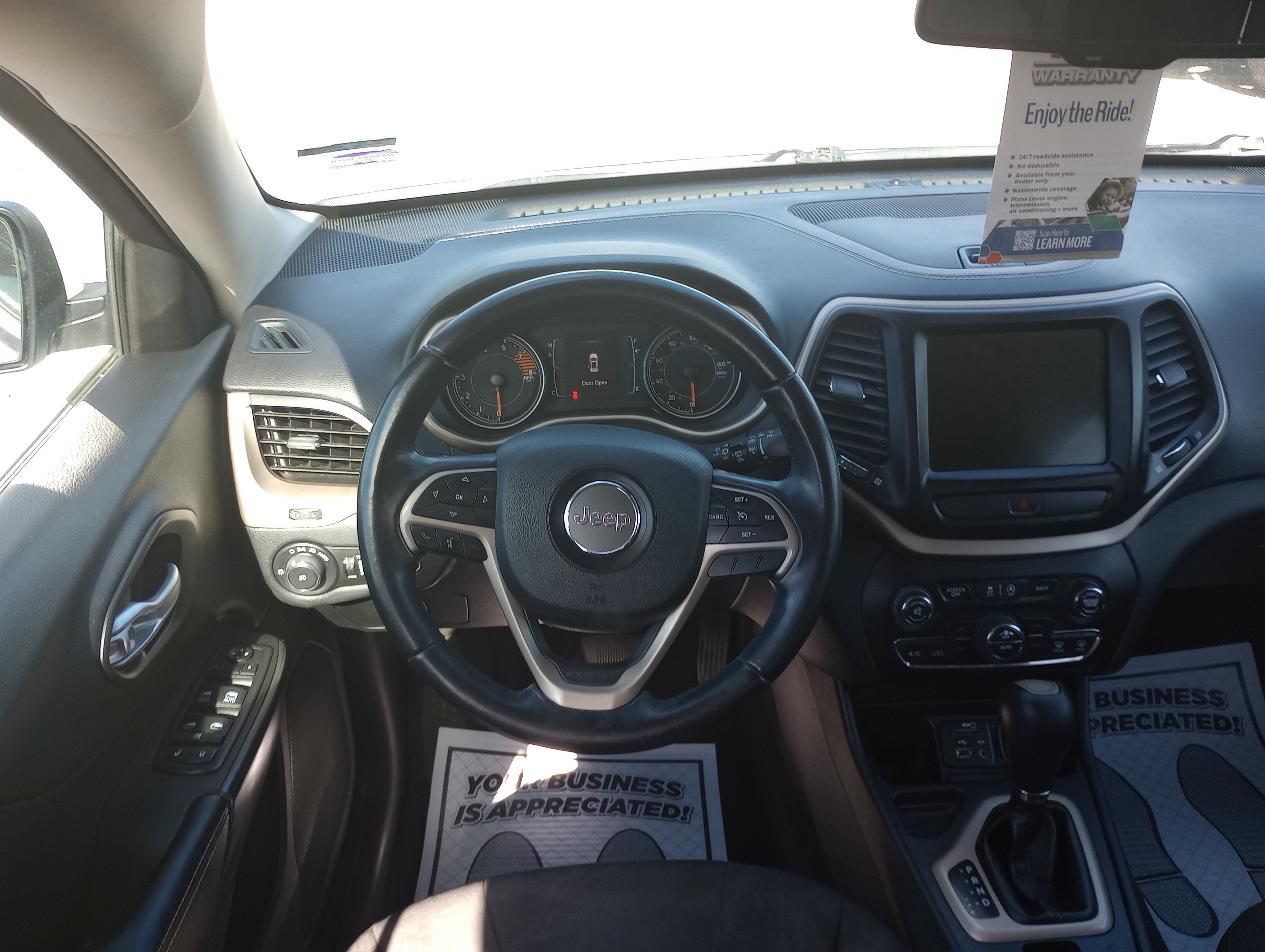 Used 2016 Jeep Cherokee 75th Anniversary FWD image 11