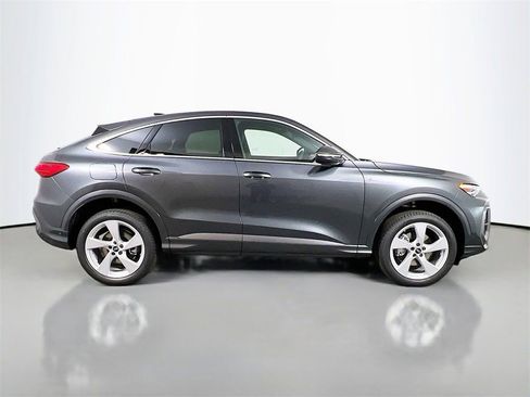 New 2025 Audi Q5 2.0T Premium Plus image 8