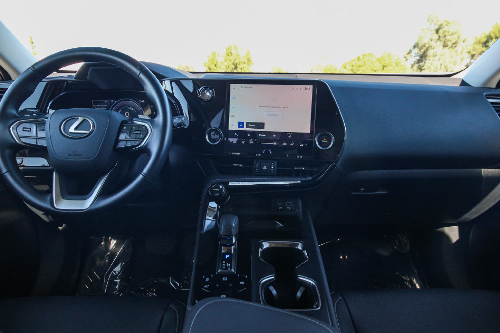 Certified 2026 Lexus NX 350h AWD w/ Accessory Package (2T) image 13