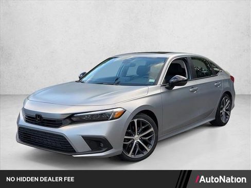 Used 2022 Honda Civic Touring image 1