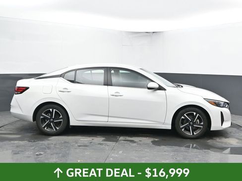 Used 2024 Nissan Sentra SV image 13