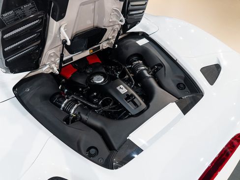 Certified 2023 Ferrari F8 Tributo image 17