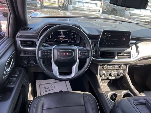 Used 2023 GMC Yukon SLT image 27