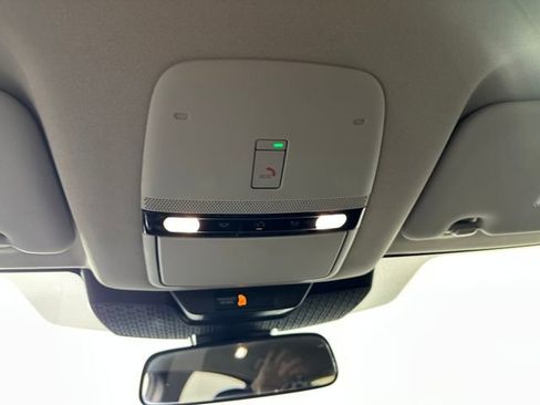 Used 2023 Nissan Ariya AWD image 24