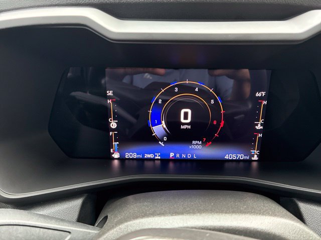Certified 2023 Chevrolet Colorado Trail Boss w/ Technology Package AWD/4WD image 28