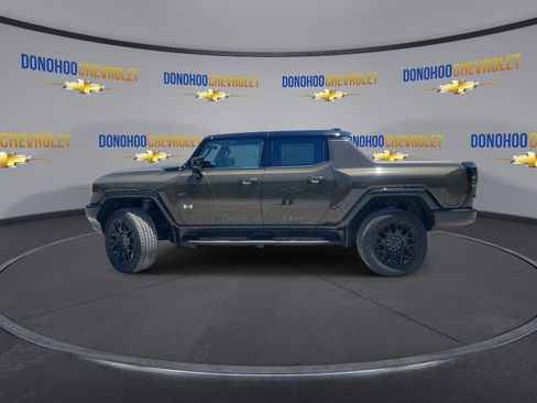 Used 2025 GMC Hummer EV 2X AWD/4WD image 8