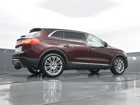 Used 2018 Lincoln MKX Reserve w/ Lincoln MKX Climate Package image 25