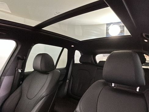 Used 2022 BMW X5 xDrive40i AWD/4WD image 13