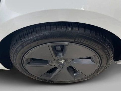 Used 2023 Tesla Model 3 Standard Range RWD image 6