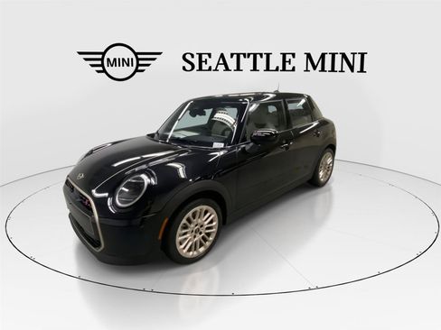 New 2026 MINI Cooper S image 5