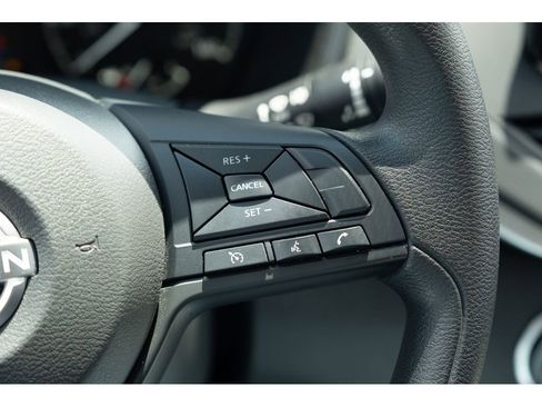 Used 2024 Nissan Altima 2.5 S FWD image 18