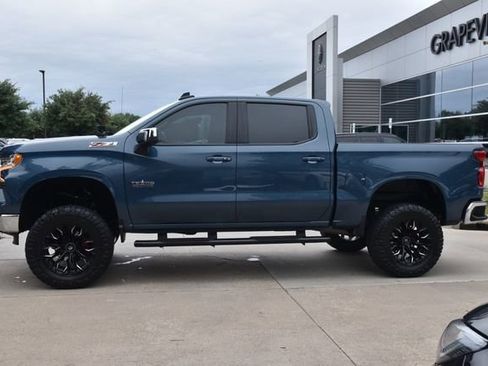 Used 2024 Chevrolet Silverado 1500 LT w/ Texas Edition Plus AWD/4WD image 12
