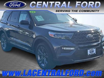 Certified 2022 Ford Explorer XLT w/ Equipment Group 202A