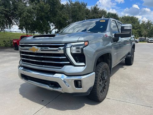 Used 2024 Chevrolet Silverado 2500 LTZ w/ LTZ Premium Package AWD/4WD image 1