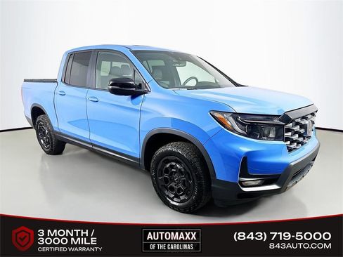 Used 2025 Honda Ridgeline TrailSport+ image 1