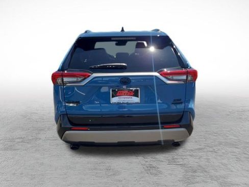 Certified 2022 Toyota RAV4 XSE AWD/4WD image 6